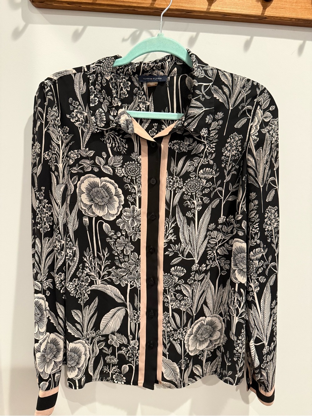 Tommy Hilfiger Black & Cream Floral Button-Up Top